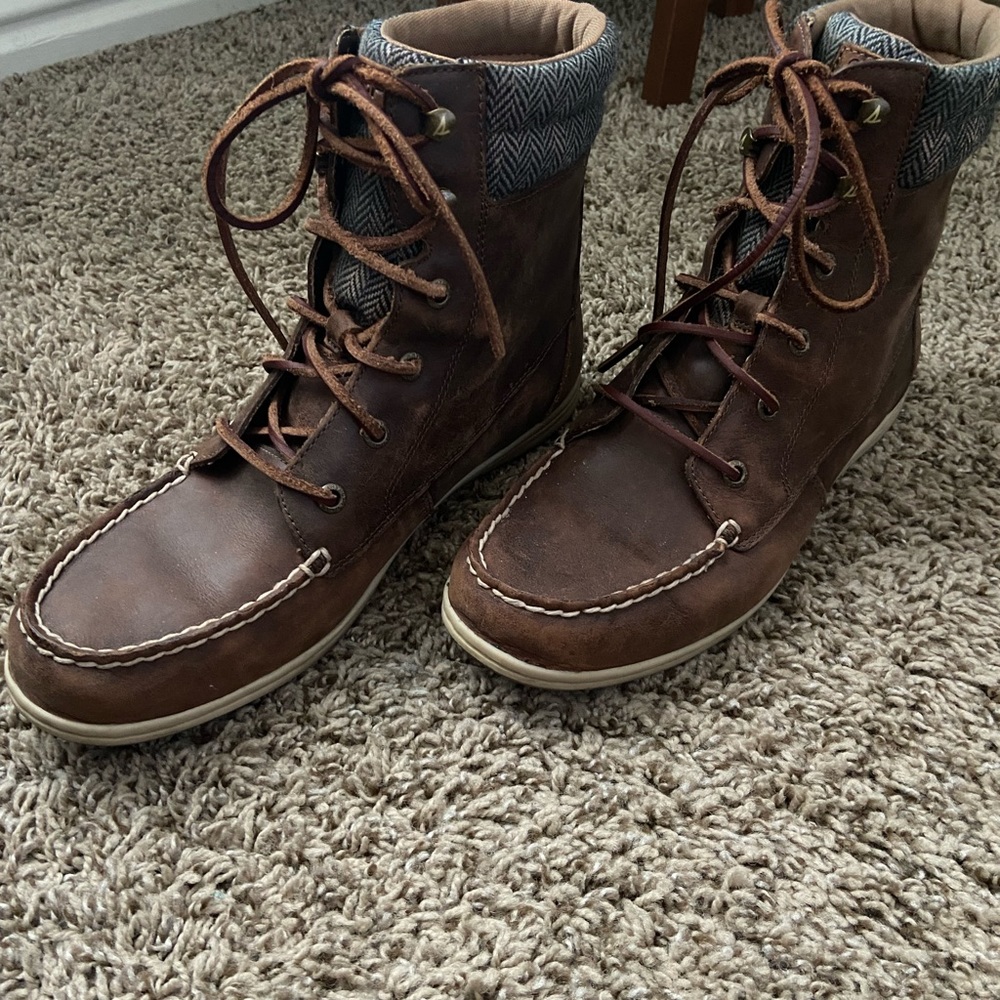 Leather Sperry boots.
